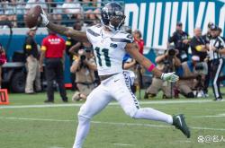 麻将胡了技巧-9周賽(sài)罷(bà)，NFL十大MVP热门候(hòu)选：海鹰两将入选，小马跑(pǎo)卫居首