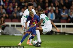 麻将胡了2-历史性时刻！伯纳乌變(biàn)身NFL主场，马德里掀起(qǐ)橄榄球狂潮