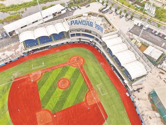 “棒球之城”中山：全力挥出“本垒打”