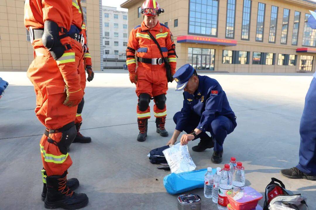 宁夏消防救援总队特勤支队筹备组扎实开展地震救援能力测评工作