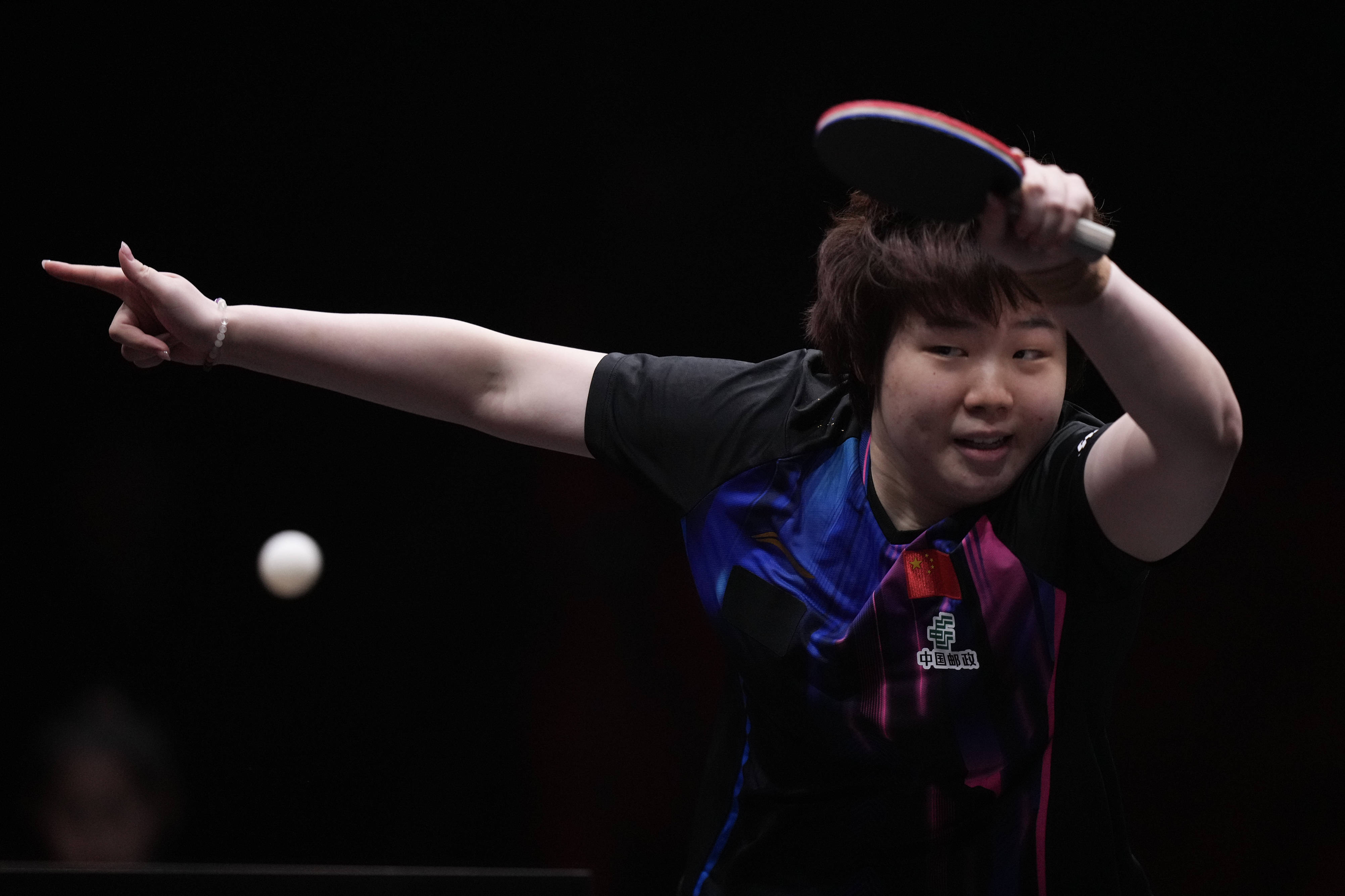 WTT香港总决赛：王曼昱女单夺冠